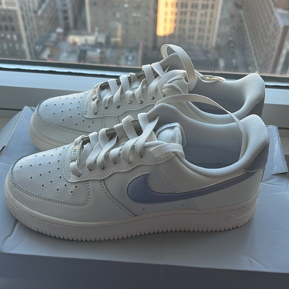 Nike Air Force 1 - Picture 3 of 6